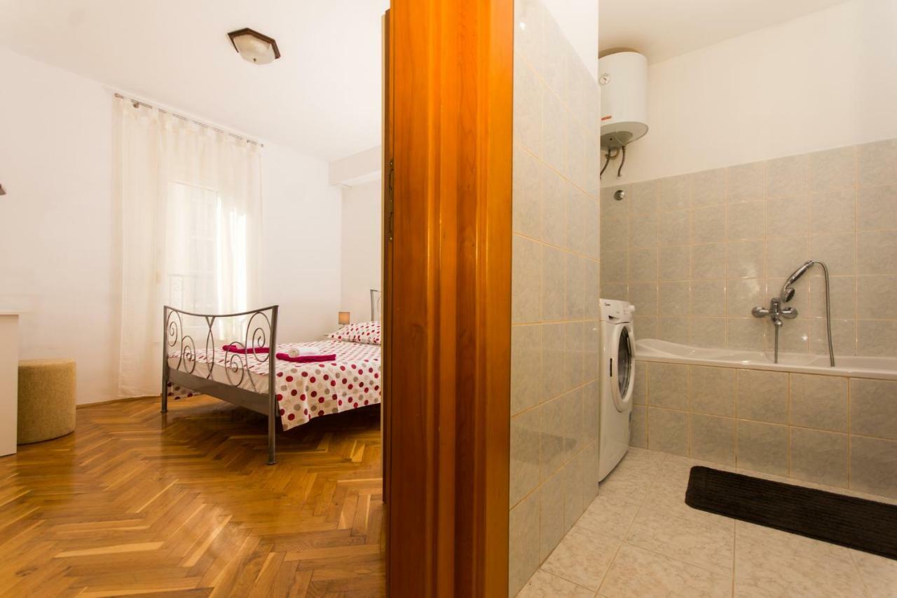 Apartman Ruza Apartment Trogir Exterior photo