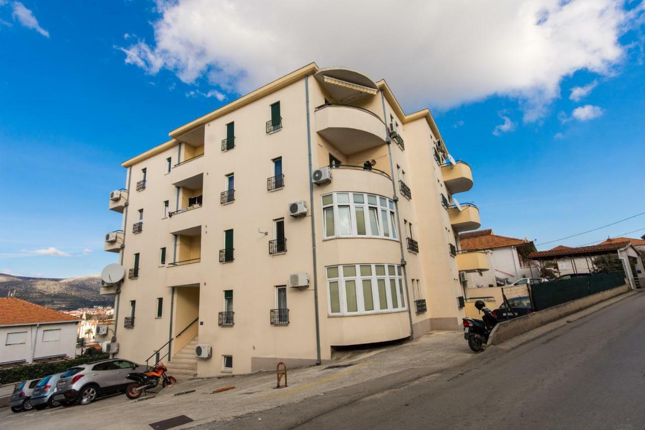 Apartman Ruza Apartment Trogir Exterior photo